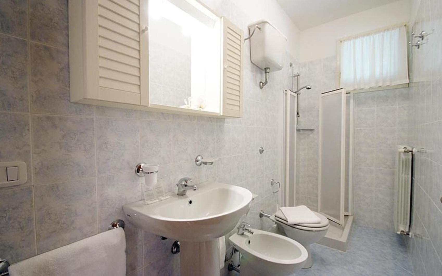 Residence Rex Lo Scoglietto Пунта Ала Екстериор снимка